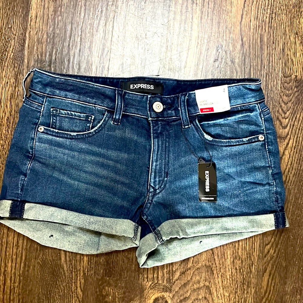 Express Shortie Relaxed Low Rise